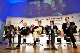 Mesa redonda da Sessão III